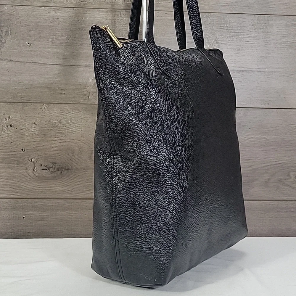 Cuyana Black Pebble Leather Tote Shoulder Bag